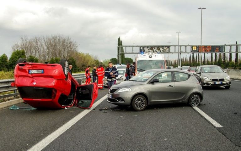 Contestare I Rilievi Della Polizia Dopo Un Incidente Possibile 